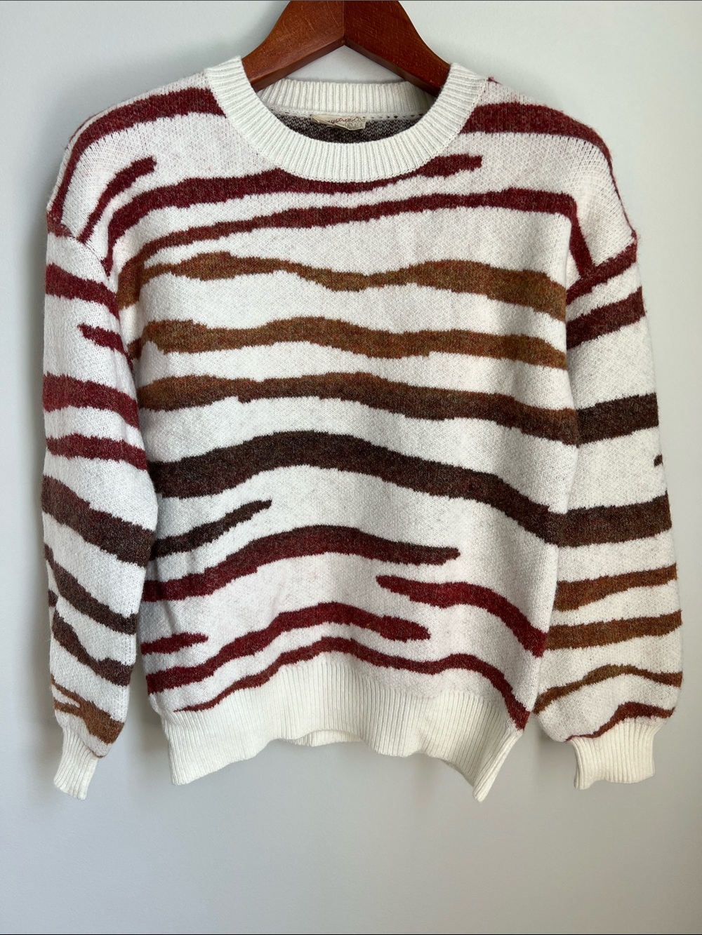 Mystree | Cream Zebra-Stripe Crewneck Cozy Sweater Rust & Brown #120740 Sz S